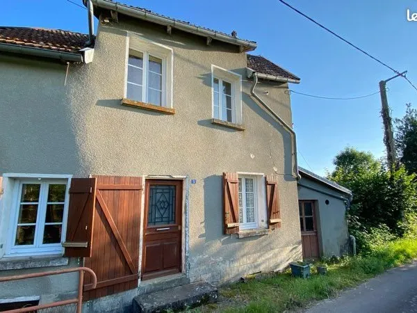 Maison cantalienne à vendre