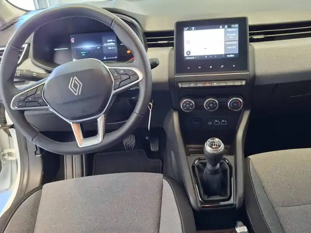 Renault Clio blue dci 100 — photo 10