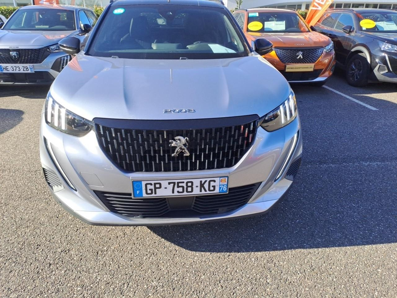 Peugeot 2008 puretech 130 s&s eat8 gt — photo 14
