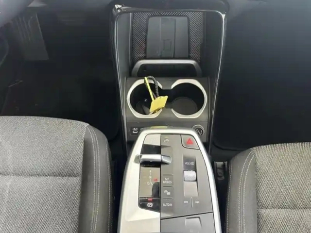Bmw X1 sdrive18d 150ch — photo 9