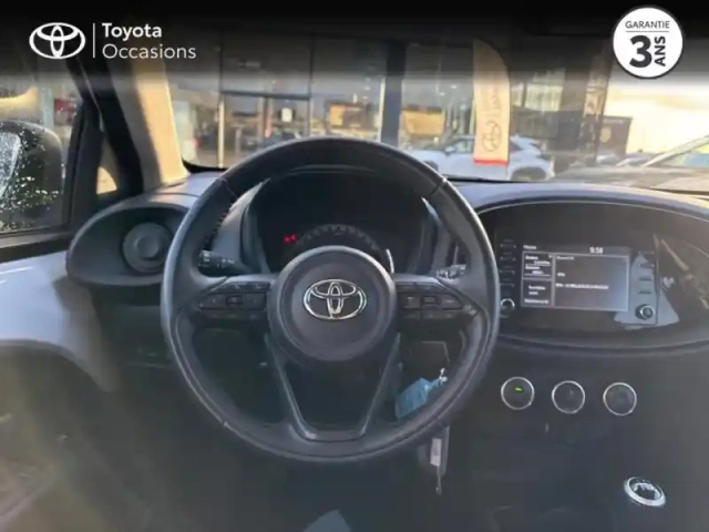 Toyota Aygo X 1.0 vvt-i 72ch dynamic my23 — photo 9