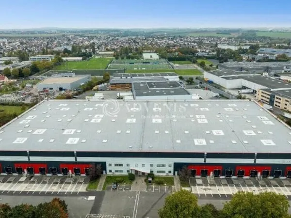 Entrepôt 16256 m²