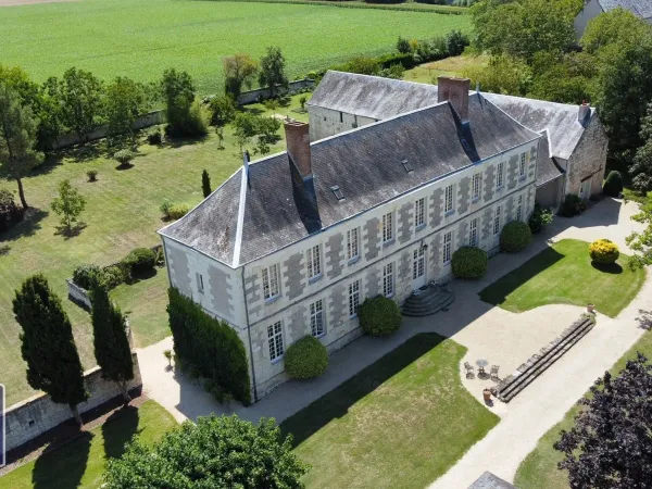 Maison 8 pièces 330 m²