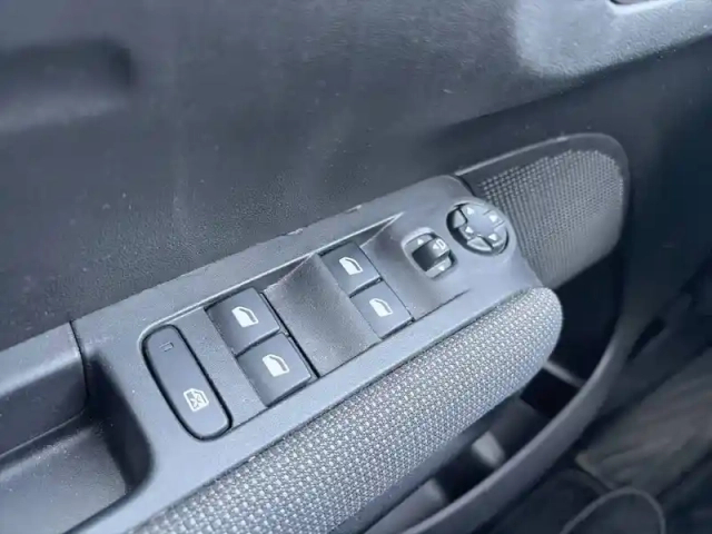 Citroën C3 Aircross puretech 130 s&amp;s eat6 — photo 52