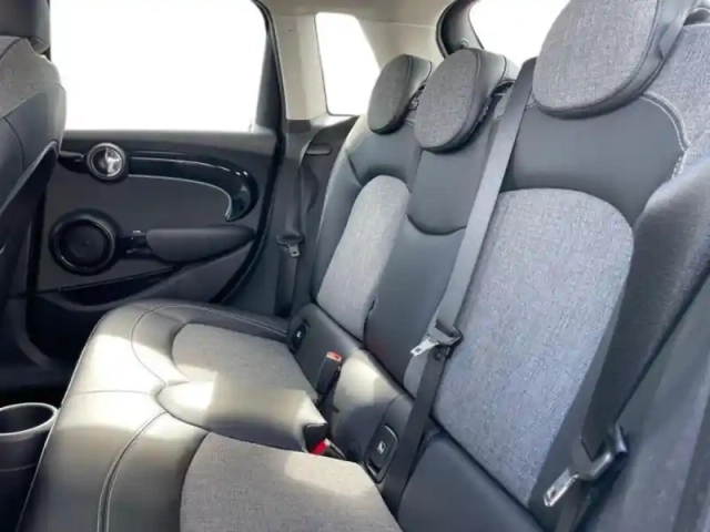 Mini Mini 5 portes cooper 136ch edition camden — photo 8
