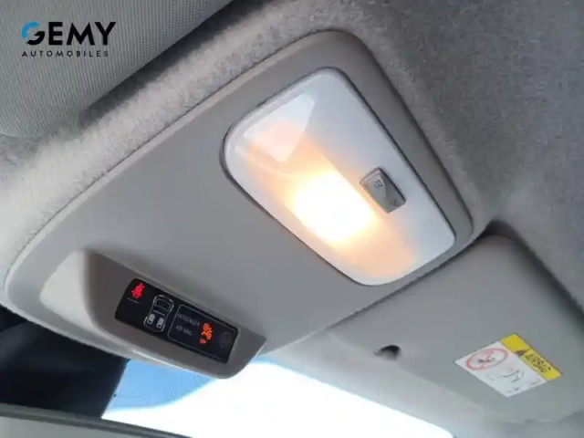 Renault Twingo iii e-tech — photo 20