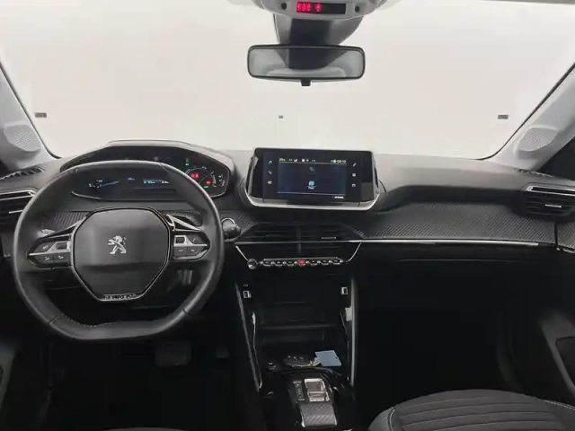 Peugeot 208 electrique 50 kwh 136ch — photo 28