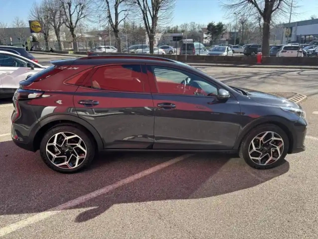Kia Xceed 1.5 t-gdi 140 ch dct7 gt-line premium — photo 4