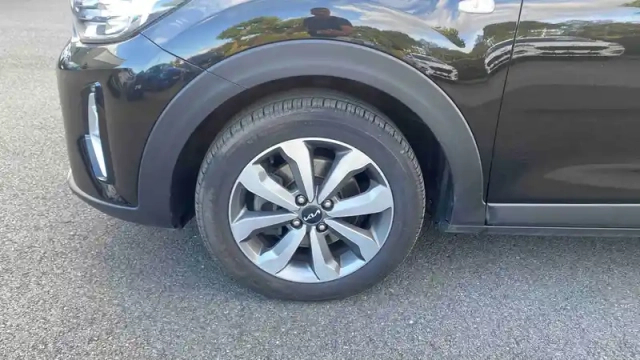 Kia Stonic 1.0 t-gdi 100 ch bvm6 — photo 13