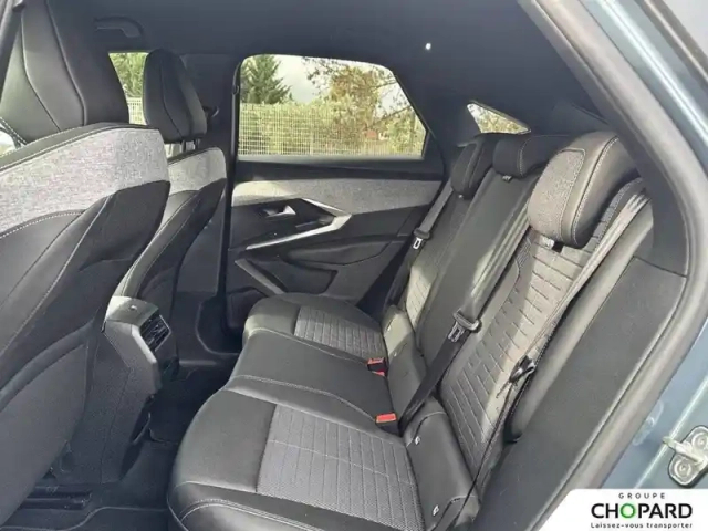 Peugeot 3008 electrique 73 kwh 210 ch — photo 74