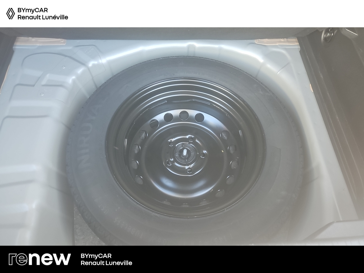 Renault Captur TCe 140 EDC - 21B — photo 15