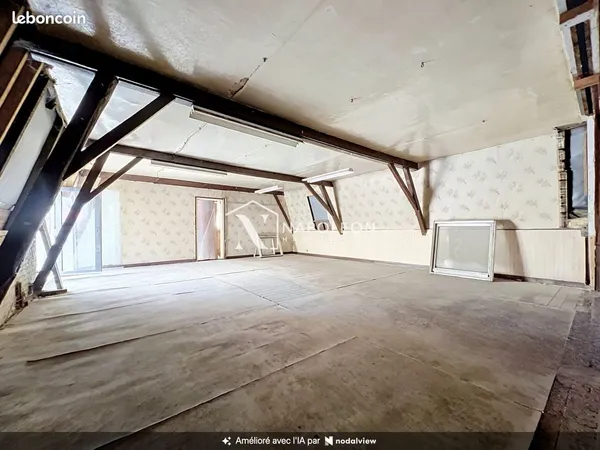 Loft 4 pièces 100 m²