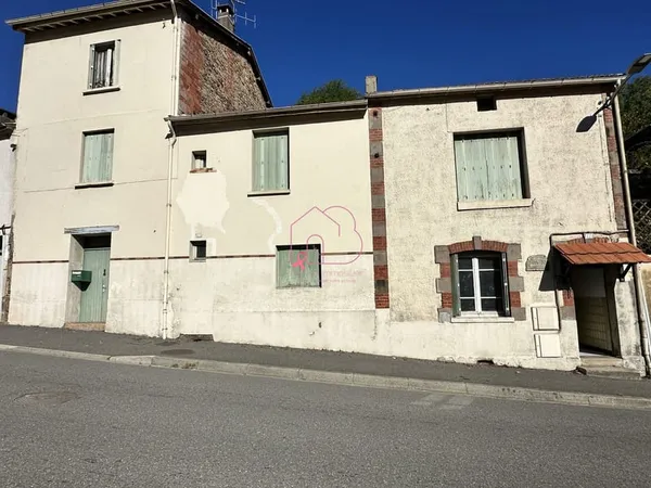 DECAZEVILLE - Maison de 135 m² avec jardin, terrasse et beau