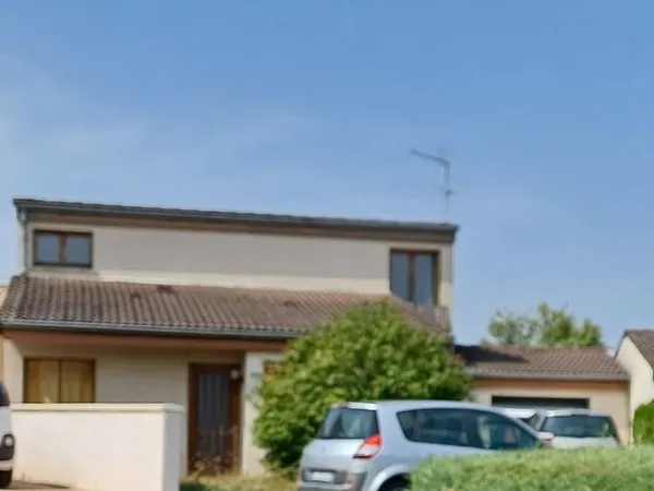 MAISON - 4 pièces environ 120 m²