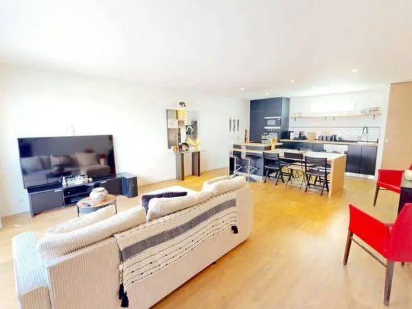 Loft 3 pièces 67 m²