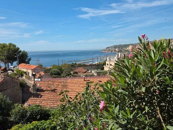 Villa T5 Estaque avec appartement indépendant et garage