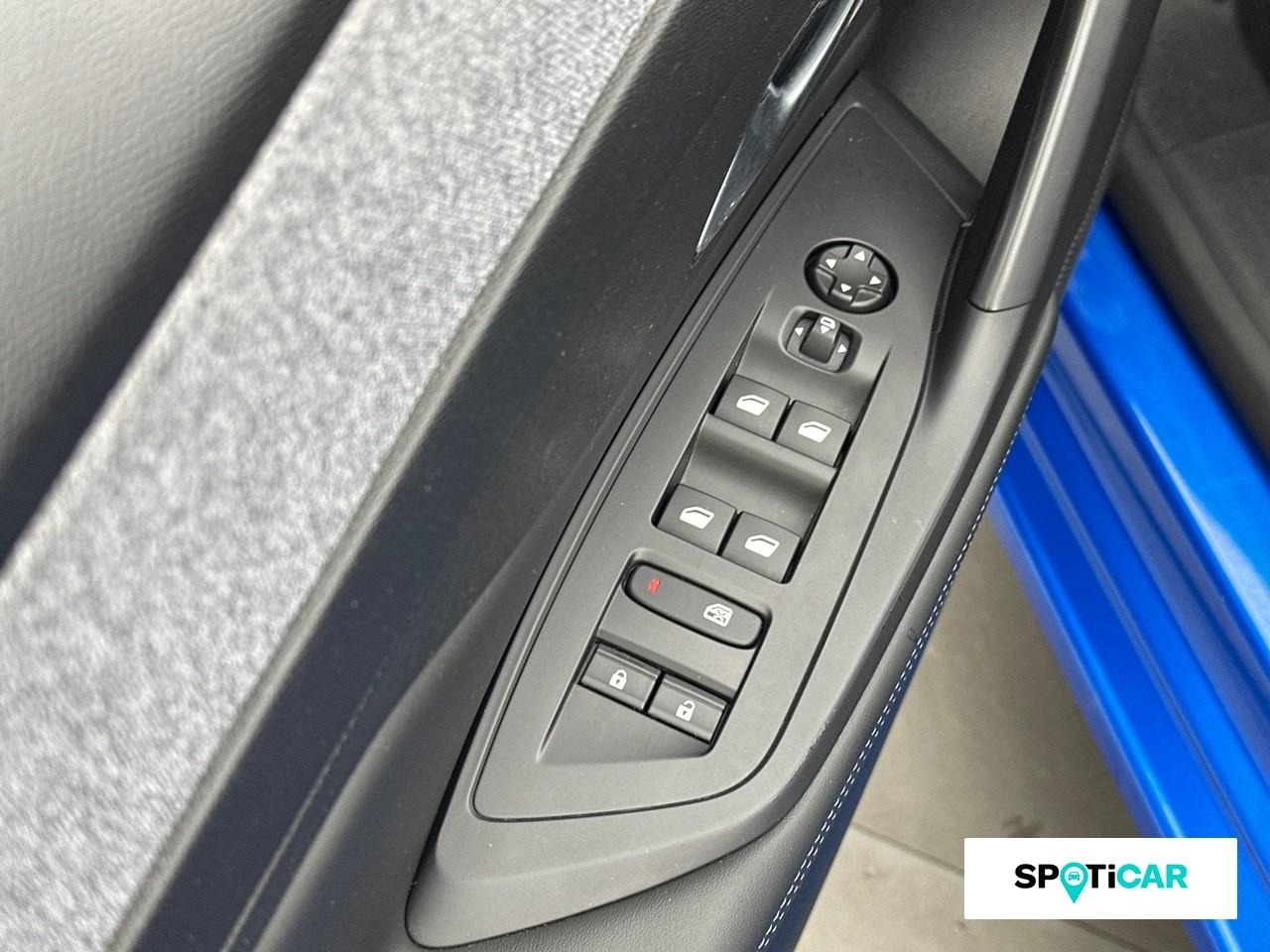 Peugeot 308 phev 180ch allure e-eat8 — photo 19