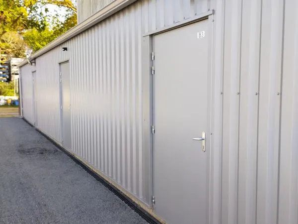 A louer local de stockage, box