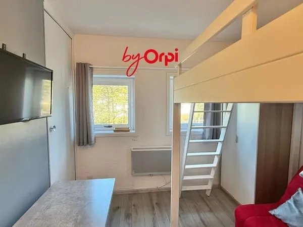 Studio 1 pièce 13 m²