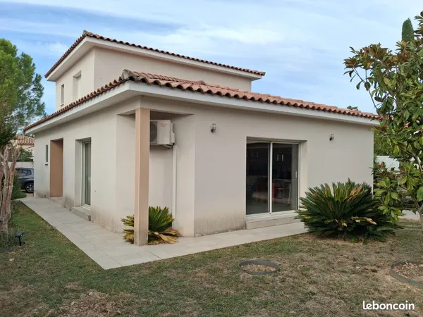 Maison SUSSARGUES - 147 m² - terrain 450 m² - de particulier à particulier