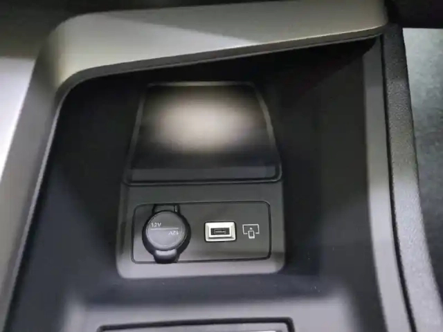 Peugeot 308 hybrid 145 e-dcs6 — photo 25
