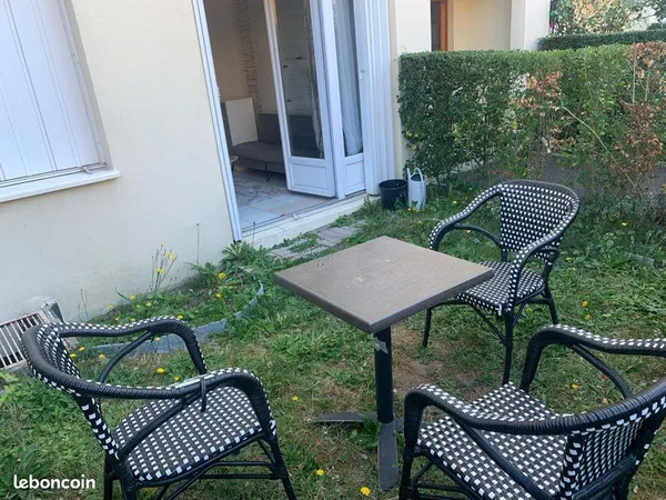 Charmant appartement avec jardin à Versailles
