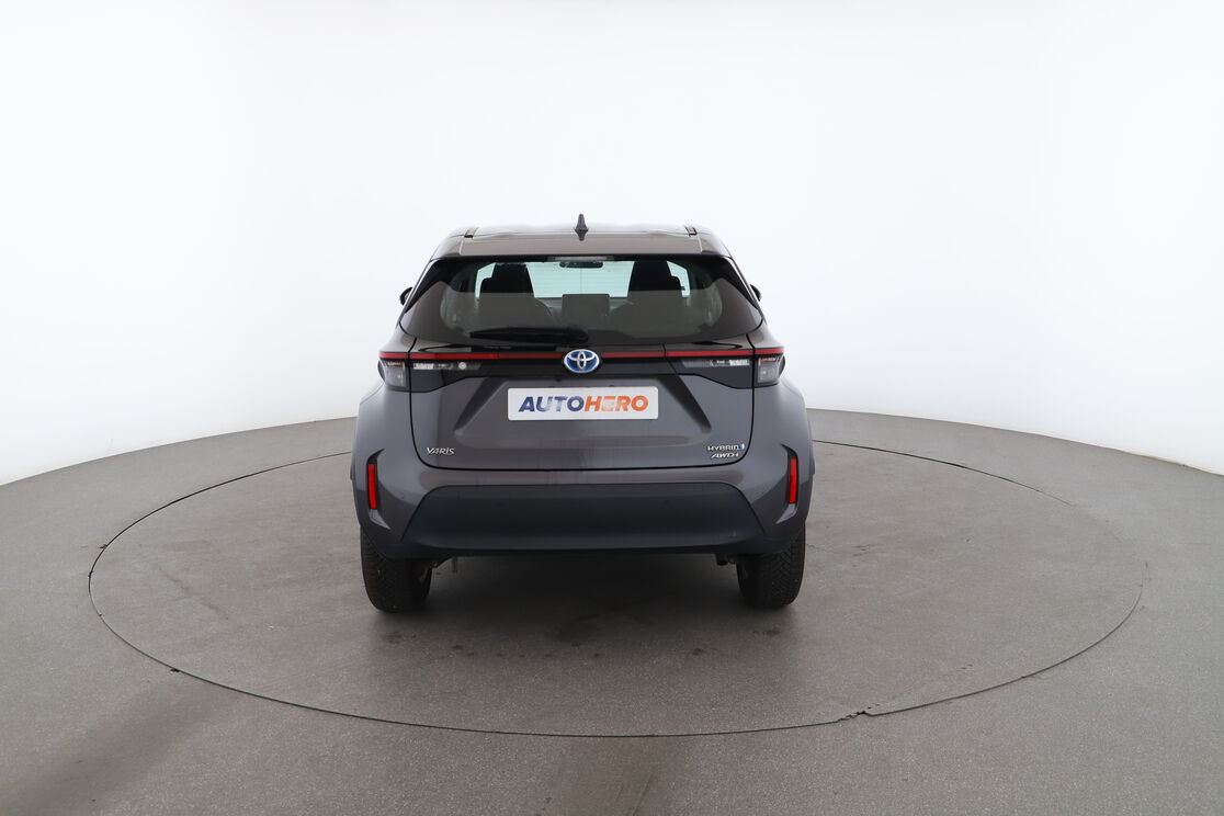 Toyota Yaris Cross 1.5 Hybride AWD-i Dynamic Business — photo 4