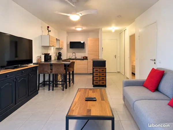 Bayonne - T2 42 m² - Balcon 8 m² - Parking