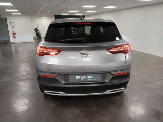 Opel Grandland X hybrid 225 ch bva8 — photo 6