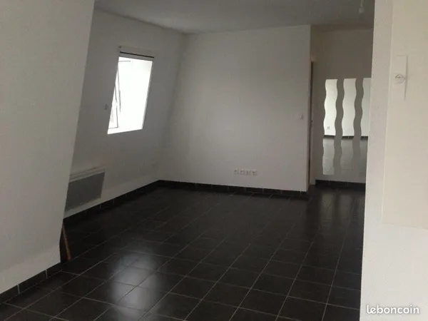 Amiens sud F2 40m2 dans résidence récente avec place de parking