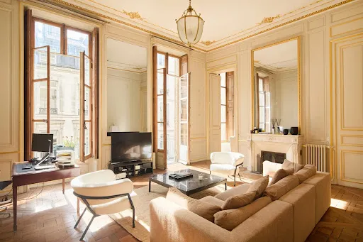 Appartement 5 pièces 157 m²