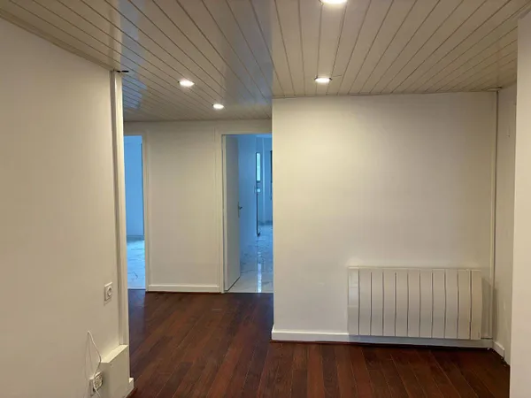 Bureaux 86 m²