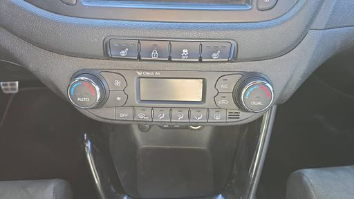 Kia Ceed 1.6 T-GDI 204 - GT – 2014 – 115105 km – Essence – Boîte Manuelle — photo 15