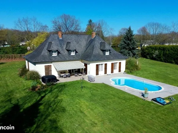 Maison 6 pièces 200 m²
