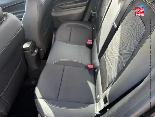 Jeep Avenger 1.2 turbo t3 100ch altitude — photo 11