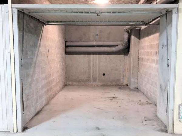 Location garage Saxe Gambetta