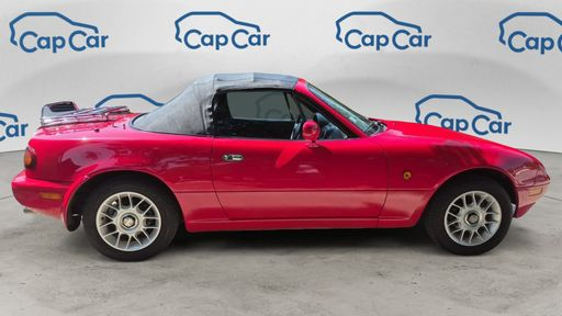 Mazda MX5 1.6 90 - Soft Top – 1996 – 62344 km – Essence – Boîte Manuelle — photo 6