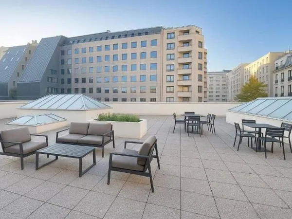 Bureaux 806 m²