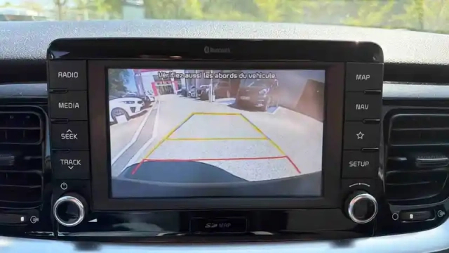Kia Stonic 1.0 t-gdi 100 ch isg bvm5 — photo 23