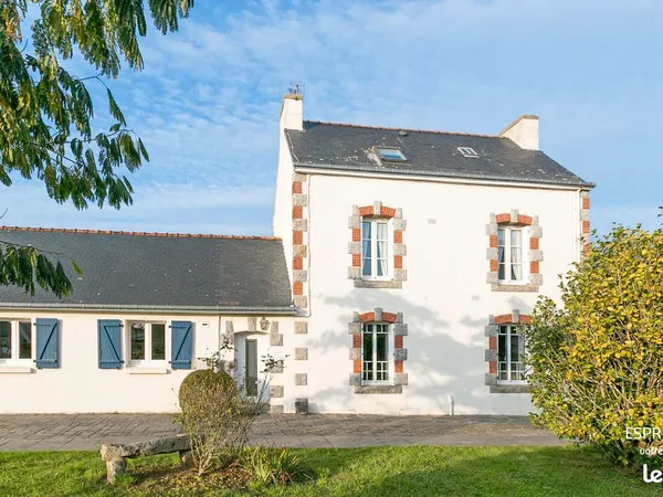 Maison 8 pièces 131 m²