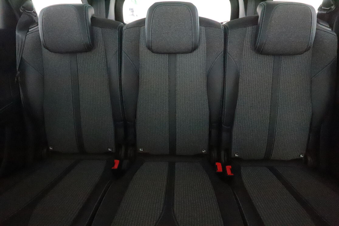Peugeot 5008 1.5 Blue-HDi Allure Pack EAT8 — photo 14