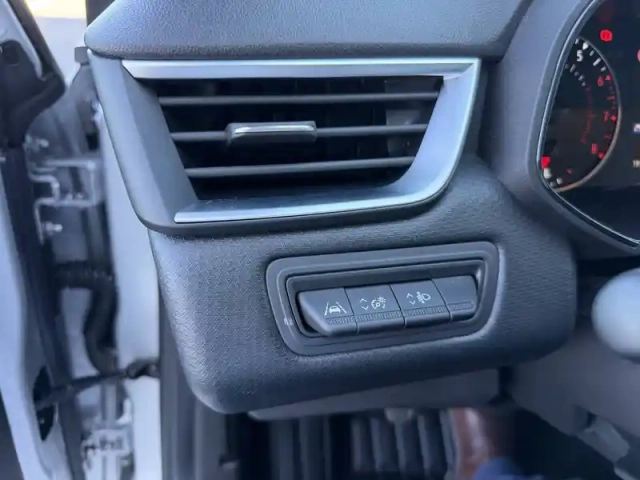 Renault Clio tce 90 — photo 22