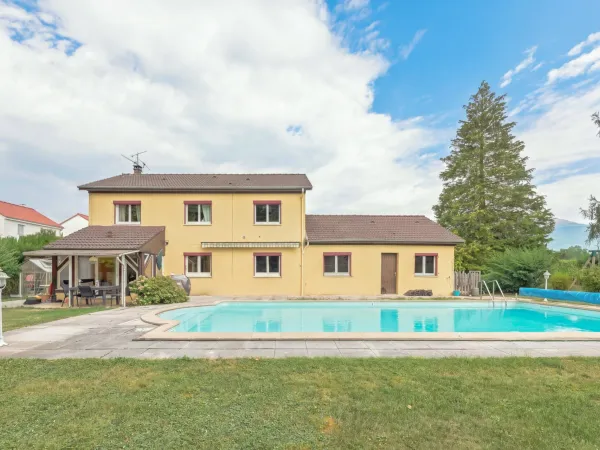 Maison 7 pièces 141 m²