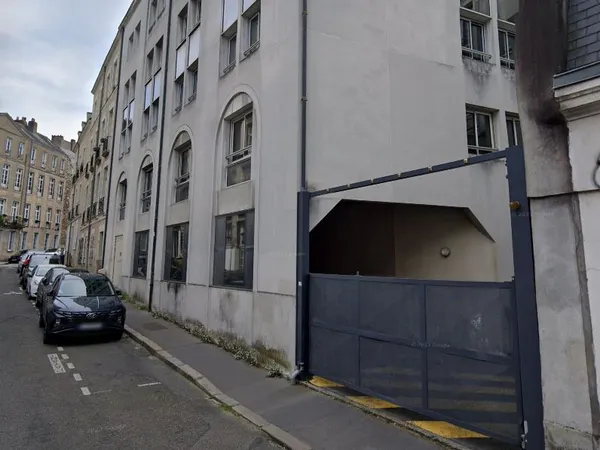 Parking en sous-sol - centre ville