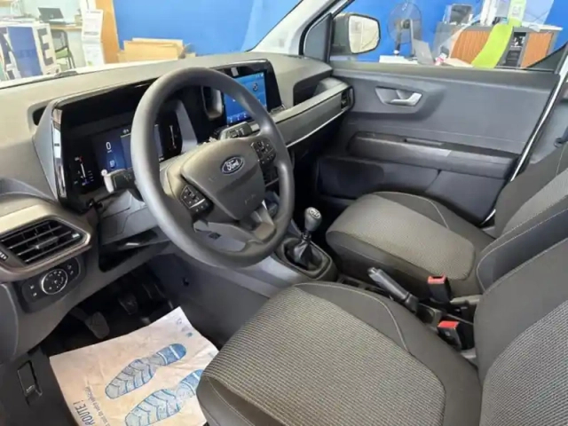 Ford Transit Courier 1.0 ecoboost 100ch trend — photo 10