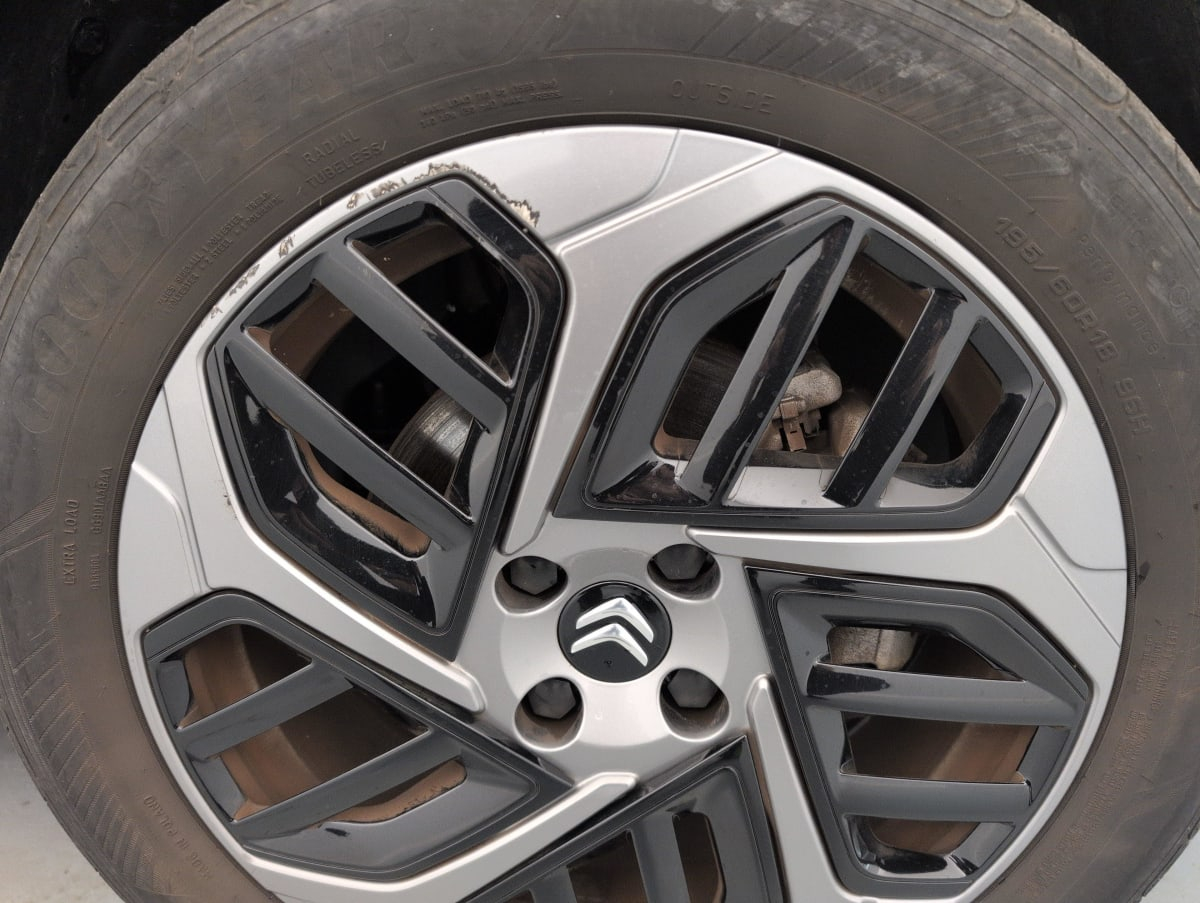 Citroën C4 — photo 26