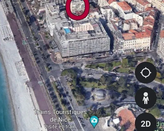 Carre d or promenade