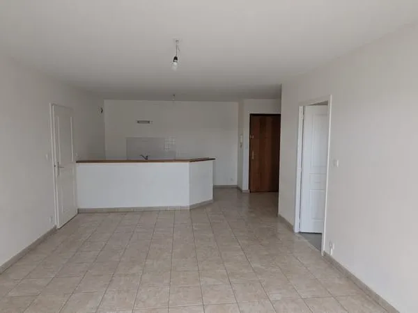 T3 avec balcon et garage