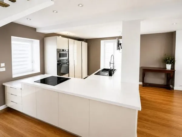 Maison familiale de 230 m² avec 5 chambres, grenier amménagé