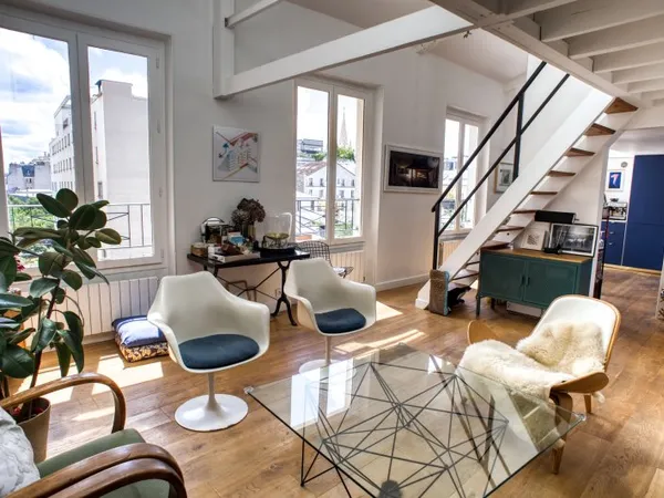 Loft au coeur du Faubourg du Temple au calme et sans vis-à-vis